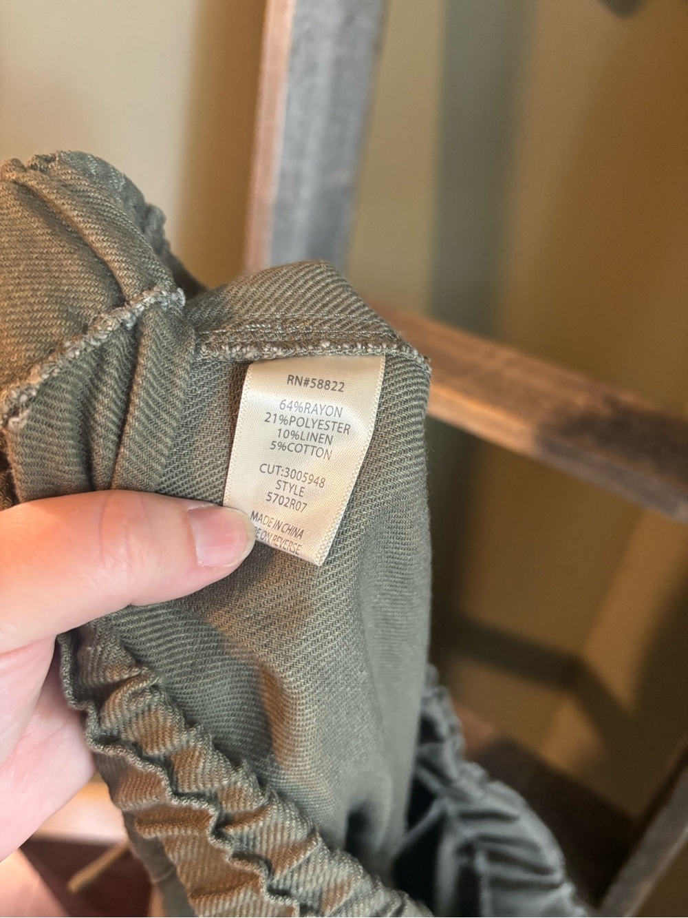 Max Studio Cargo Linen Blend Pant - Picture 9 of 9